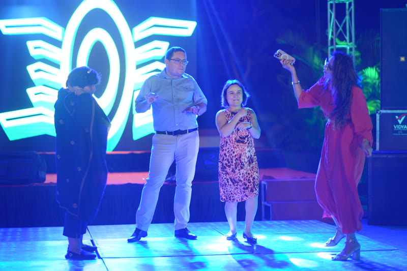 Elegant cocktail event decor